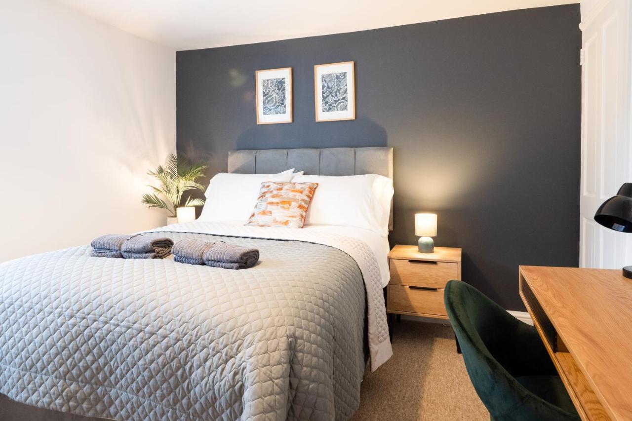 Stunning 2-Bedroom Home In City Centre With Wi-Fi! Royal Tunbridge Wells Esterno foto