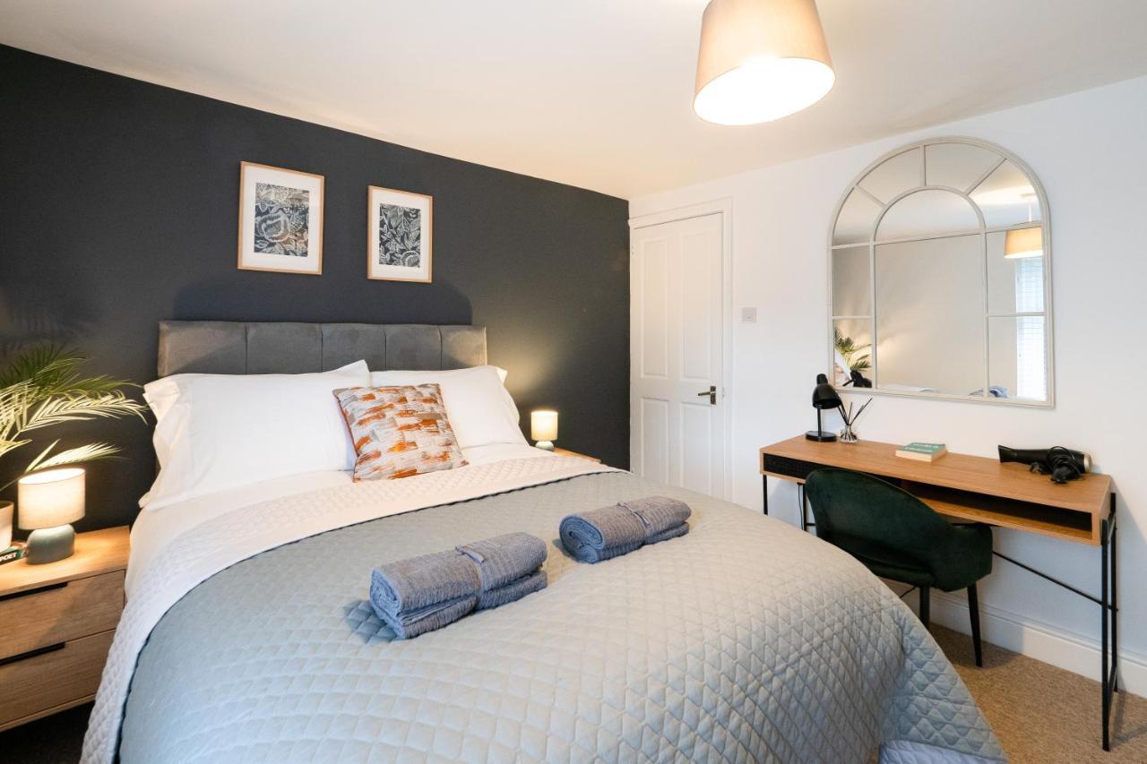 Stunning 2-Bedroom Home In City Centre With Wi-Fi! Royal Tunbridge Wells Esterno foto