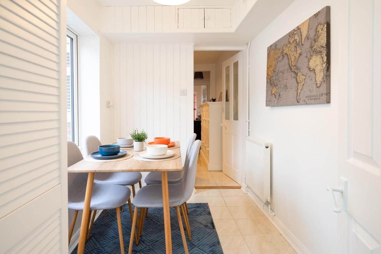 Stunning 2-Bedroom Home In City Centre With Wi-Fi! Royal Tunbridge Wells Esterno foto