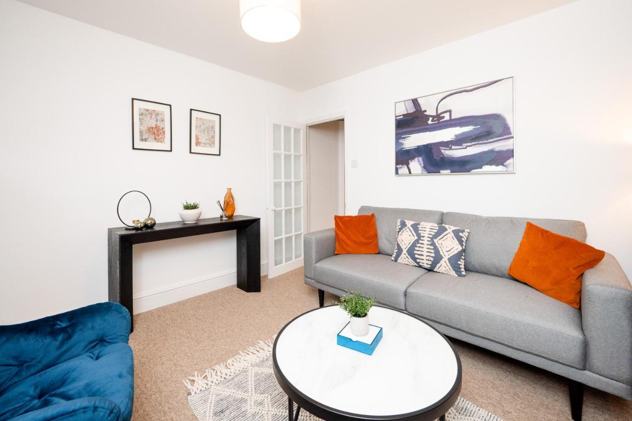 Stunning 2-Bedroom Home In City Centre With Wi-Fi! Royal Tunbridge Wells Esterno foto
