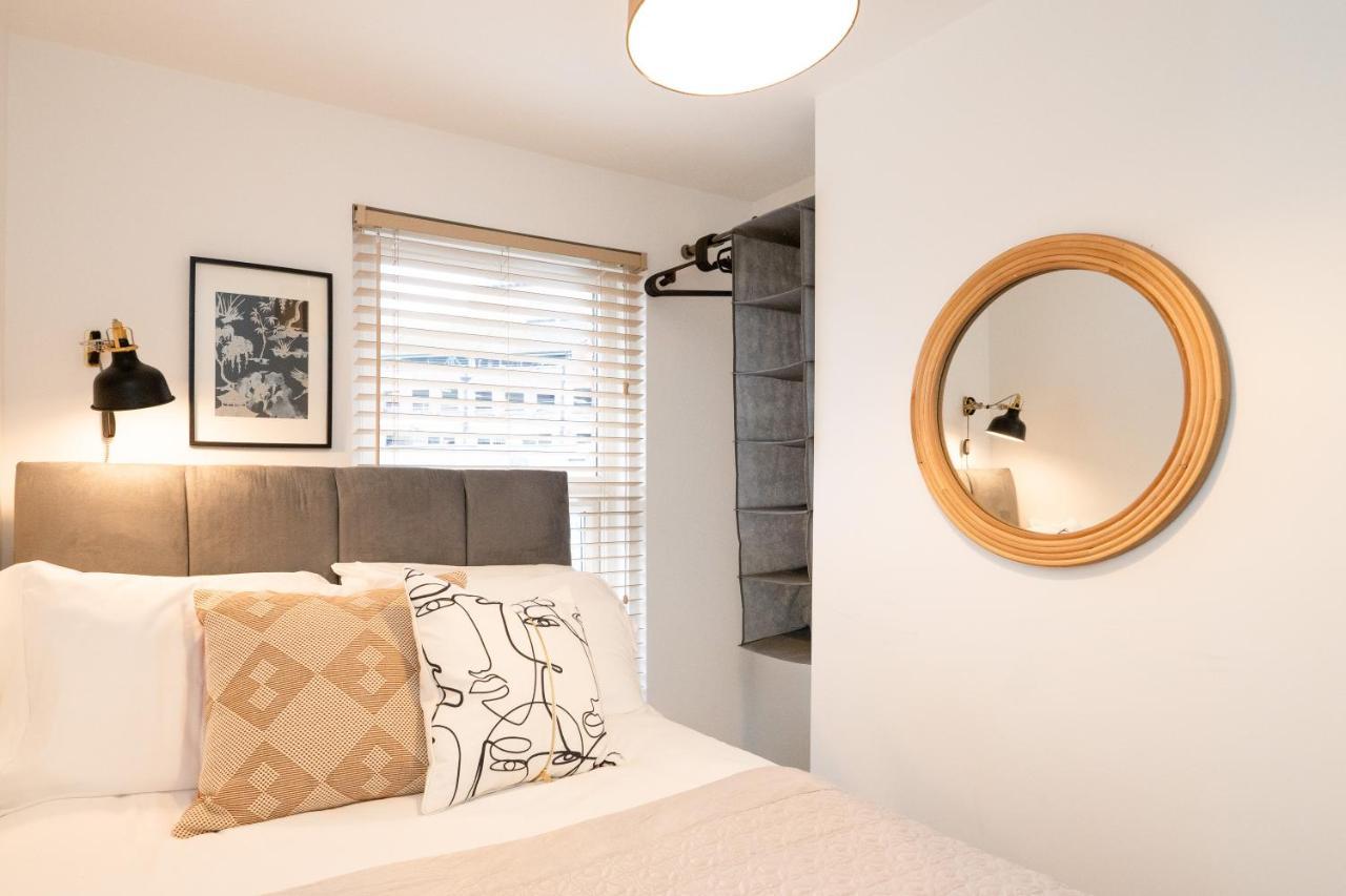 Stunning 2-Bedroom Home In City Centre With Wi-Fi! Royal Tunbridge Wells Esterno foto